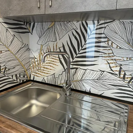 Apartment Bejart 6 *