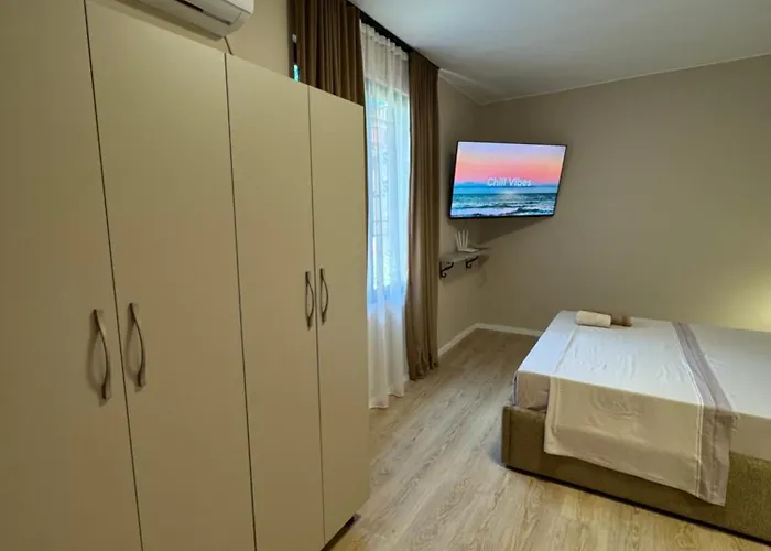 Bejart 6 * 地拉那